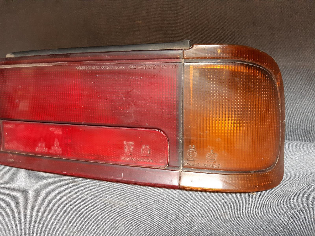 Sep 1988 to Sep 1992 - Mitsubishi Lancer CA CB 3 Door - Right Taillight