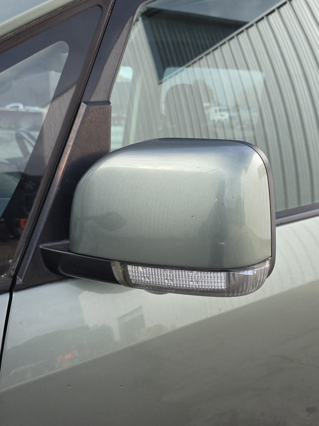 2007 Mitsubishi Delica CV5W - Left Door Mirror PN: