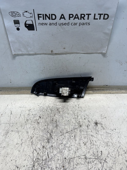 2000-2005 Nissan Bluebird Sylphy- Right Rear Window Switch PN: