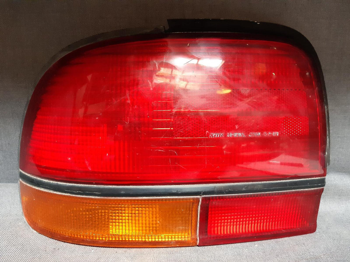 Sep 1993 to Sep 1997 - Nissan Bluebird U13 - Left Taillight