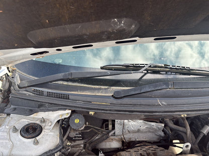 2004-2012 Mitsubishi Galant DJ CY4A - Wiper Arm Pair PN: