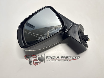 2012 Holden Captiva - Left Door Mirror PN: E4 022558