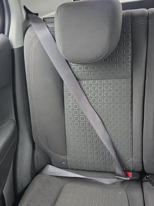 2017 Holden Trax TJ MY17 - Right Rear Seat Belt PN: GM 4246 9712R. Model: TKK-AH0-EC012