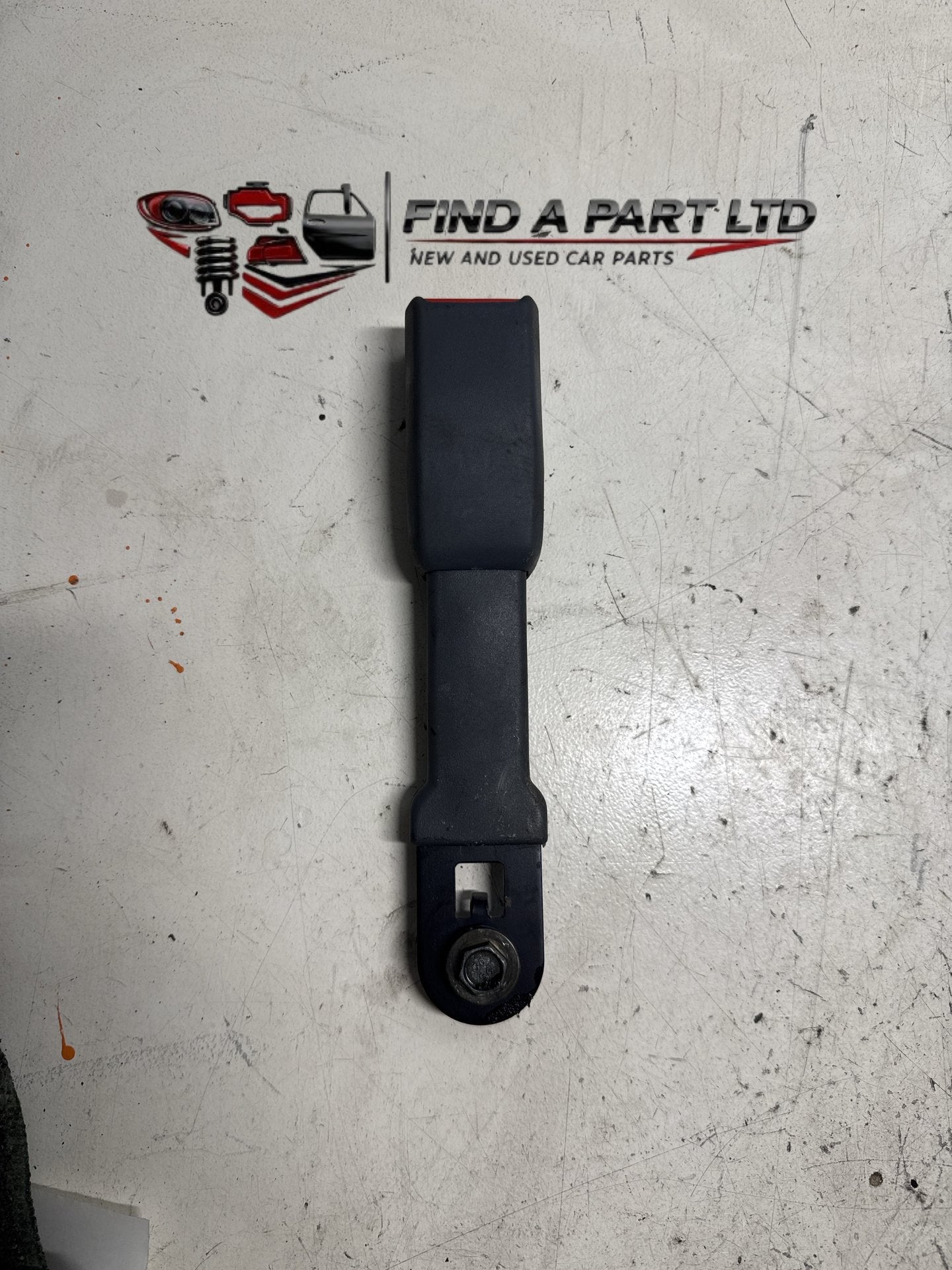 1995-1998 Honda Odyssey - Right Rear Seat Belt Stalk PN: