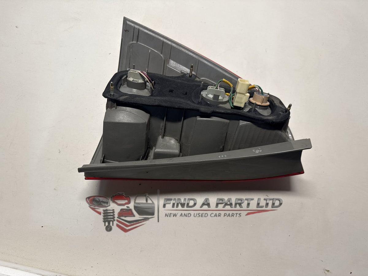 2004 Toyota Corolla E120 - Right Taillight PN: 13 79