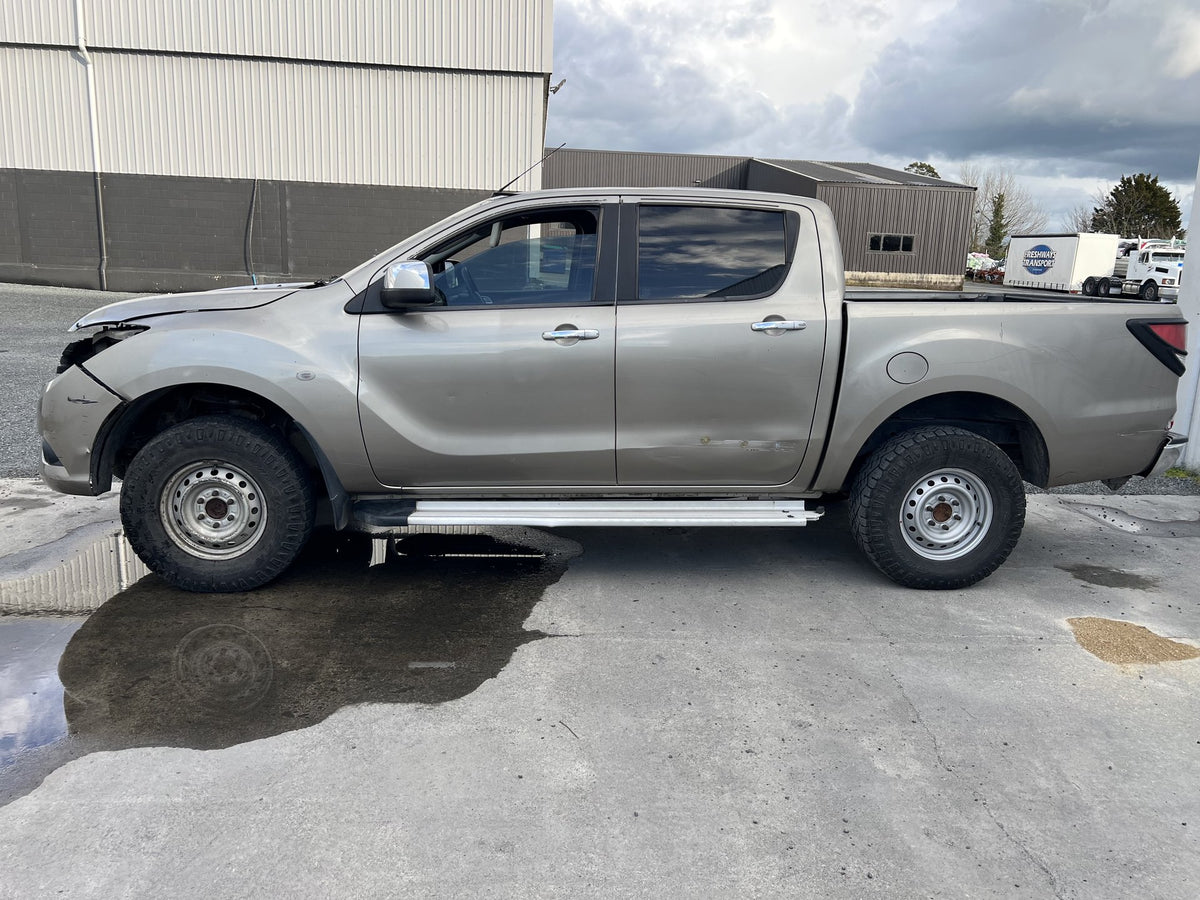 2011-2015 Mazda BT-50 UP MM0UP0YF100142572