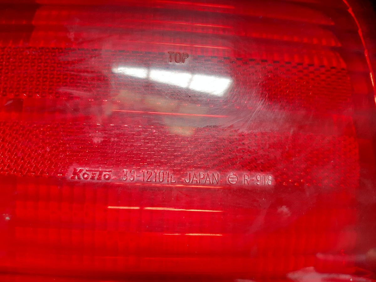 Sep 1993 to Sep 1997 - Nissan Bluebird U13 - Left Taillight