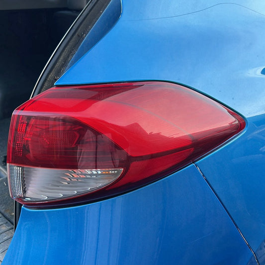 2015-2020 Hyundai Tucson TL - Right Taillight PN: 92402-D3 R