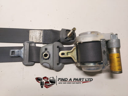 2005 Toyota Estima R30 - Left Front Seat Belt PN: 7J2950-P