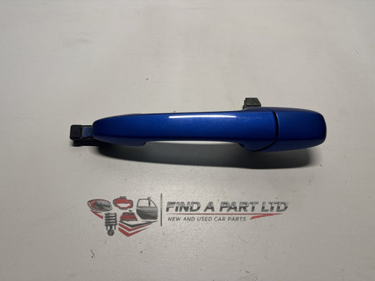 2002 Mazda Demio DY - Left Front Exterior Door Handle PN: