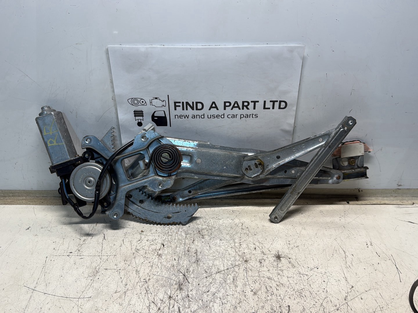 1995-1998 Honda Odyssey- Right Rear Window Regulator/Motor PN: