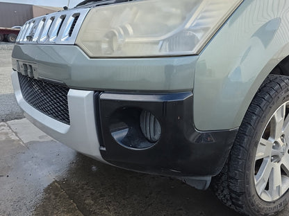2007 Mitsubishi Delica CV5W - Front Bumper PN:
