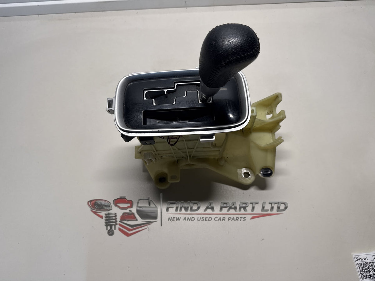 2016 Mitsubishi Outlander GF*W - Gear Stick/Shifter PN: 2400A431