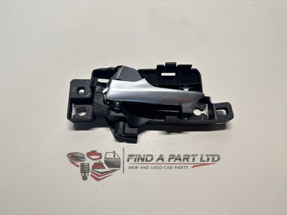 2013 Ford Mondeo MK4 - Left Front Door Interior Handle PN: 6M21-U22601, 7S71-A22601, BS71-A22601