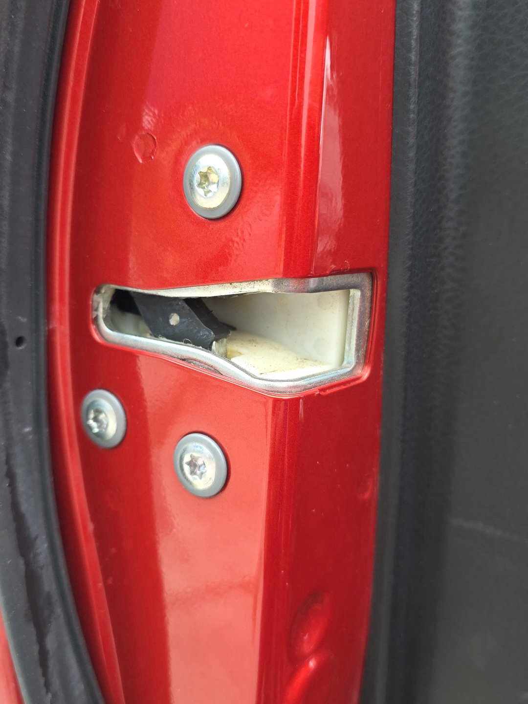 2010-2016 Suzuki Swift FZ FZ82S - Left Front Lock Mechanism PN: