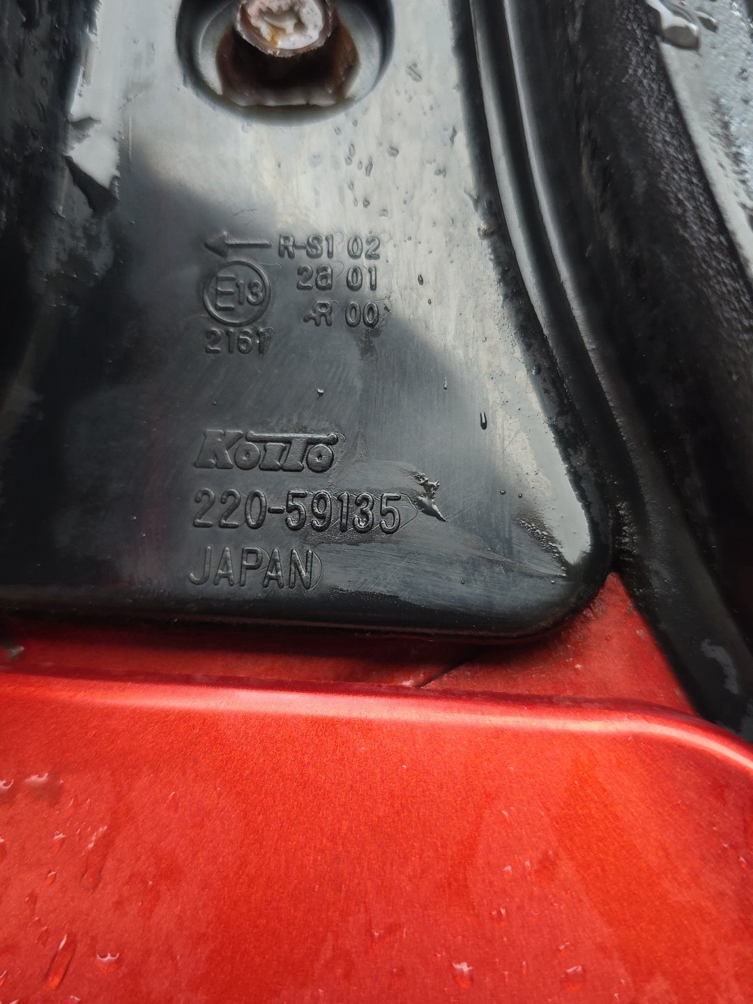 2006-2012 Suzuki SX4 YA11S - Left Taillight PN: Koito 220-59135