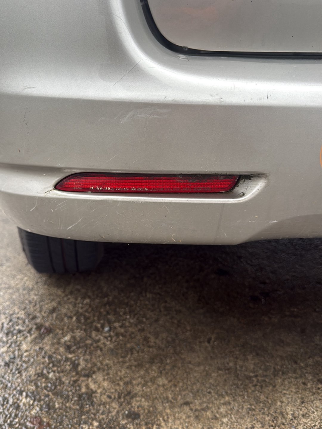 2003-2011 Toyota Raum Z20 NCZ20 - Left Rear Bumper Reflector PN: