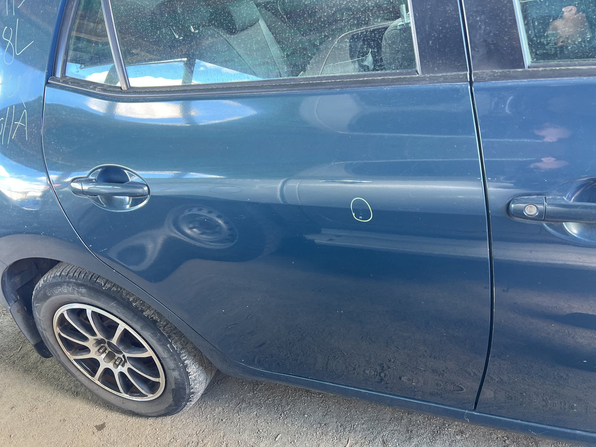 2009 Toyota Corolla JTNKU56E00109575 - Right Rear Door Shell PN: