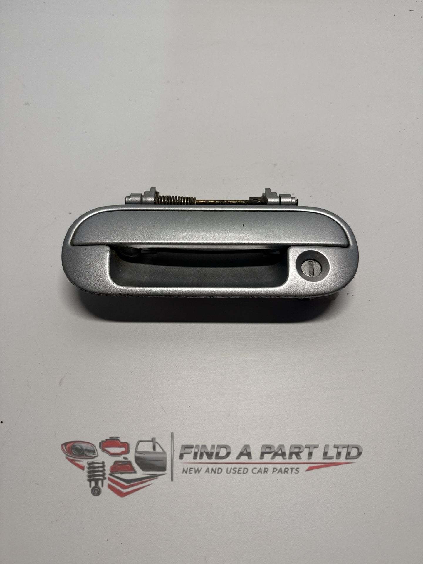 1995-1998 Honda Odyssey - Left Front Exterior Door Handle PN: