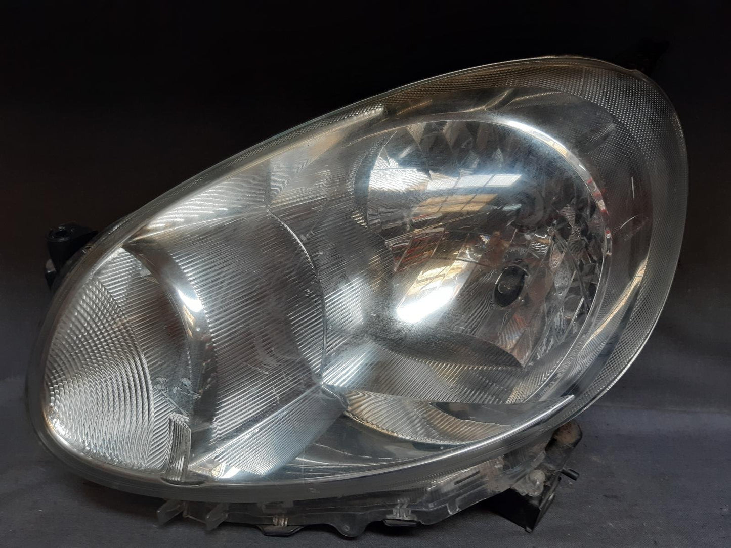 Left Headlight - K13, NON HID, ELEC ADJ, LENS# H009, 11/10-11/12 (NZ ONLY)