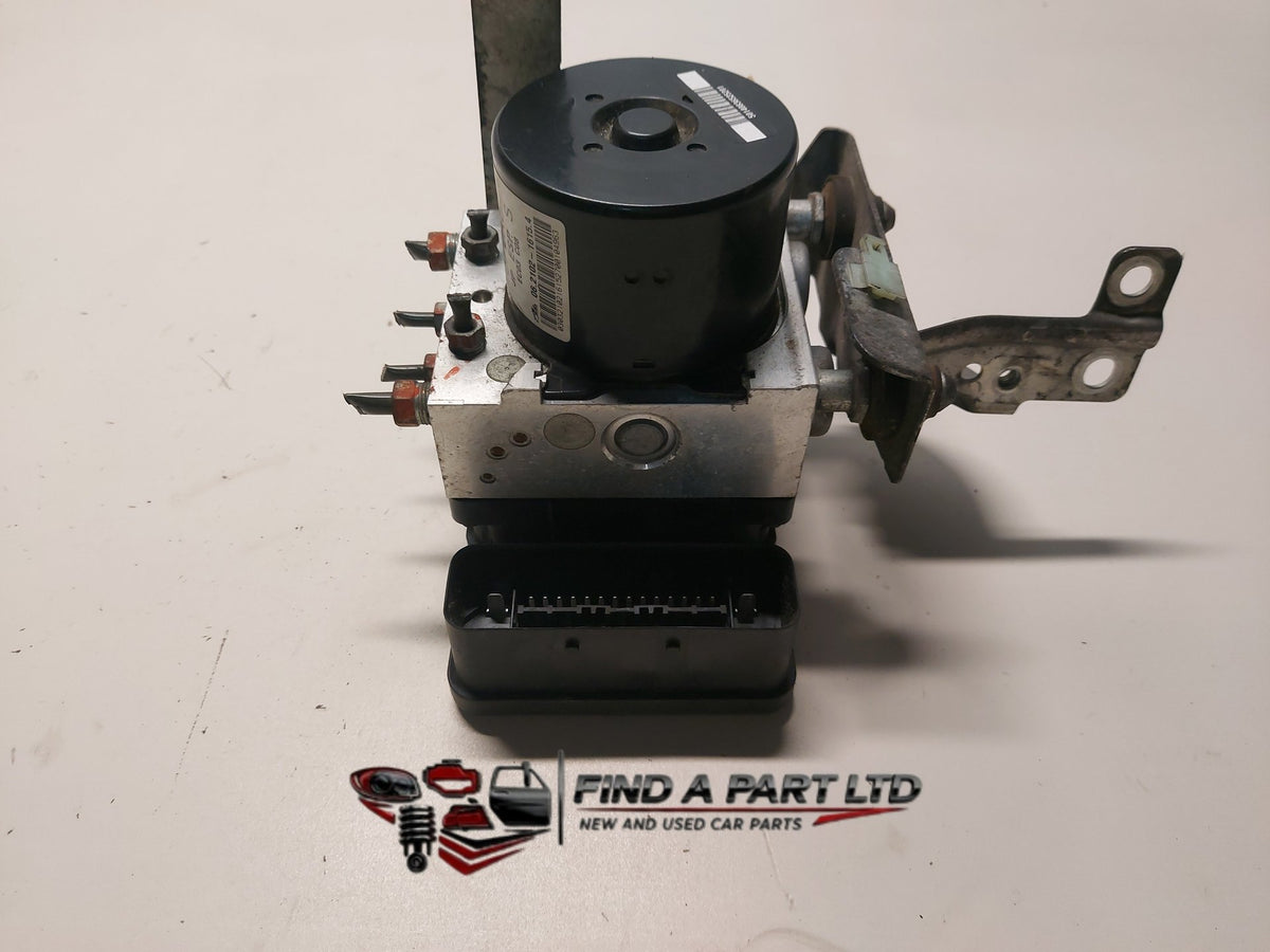 2010 Mitsubishi Outlander CW*W - ABS Pump/Modulator PN: 4670A544