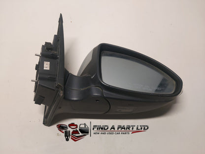 2015 Holden Cruze JH - Right Door Mirror PN: E13 027379