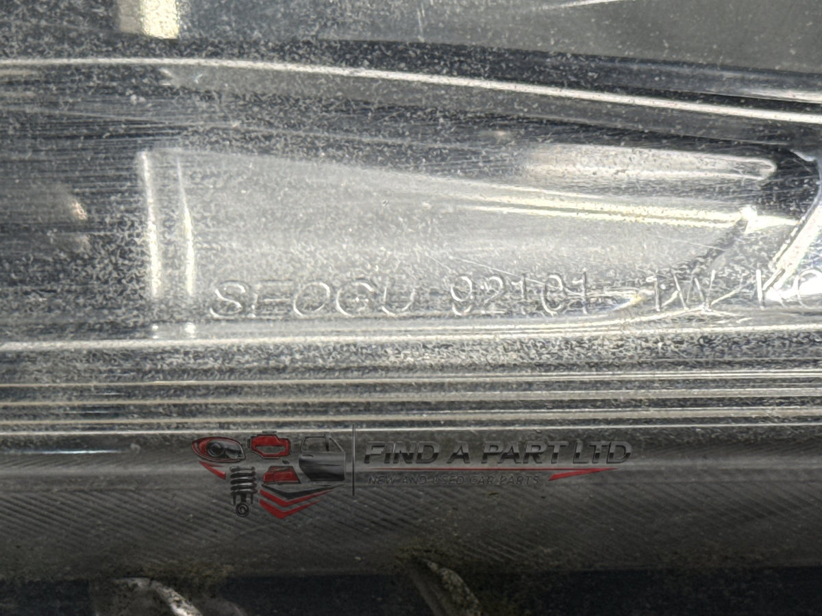 2014 Kia Rio JB - Left Headlight PN: SEOGU 92101