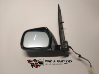 2005 Toyota Estima R30 - Left Door Mirror PN: E4 012142