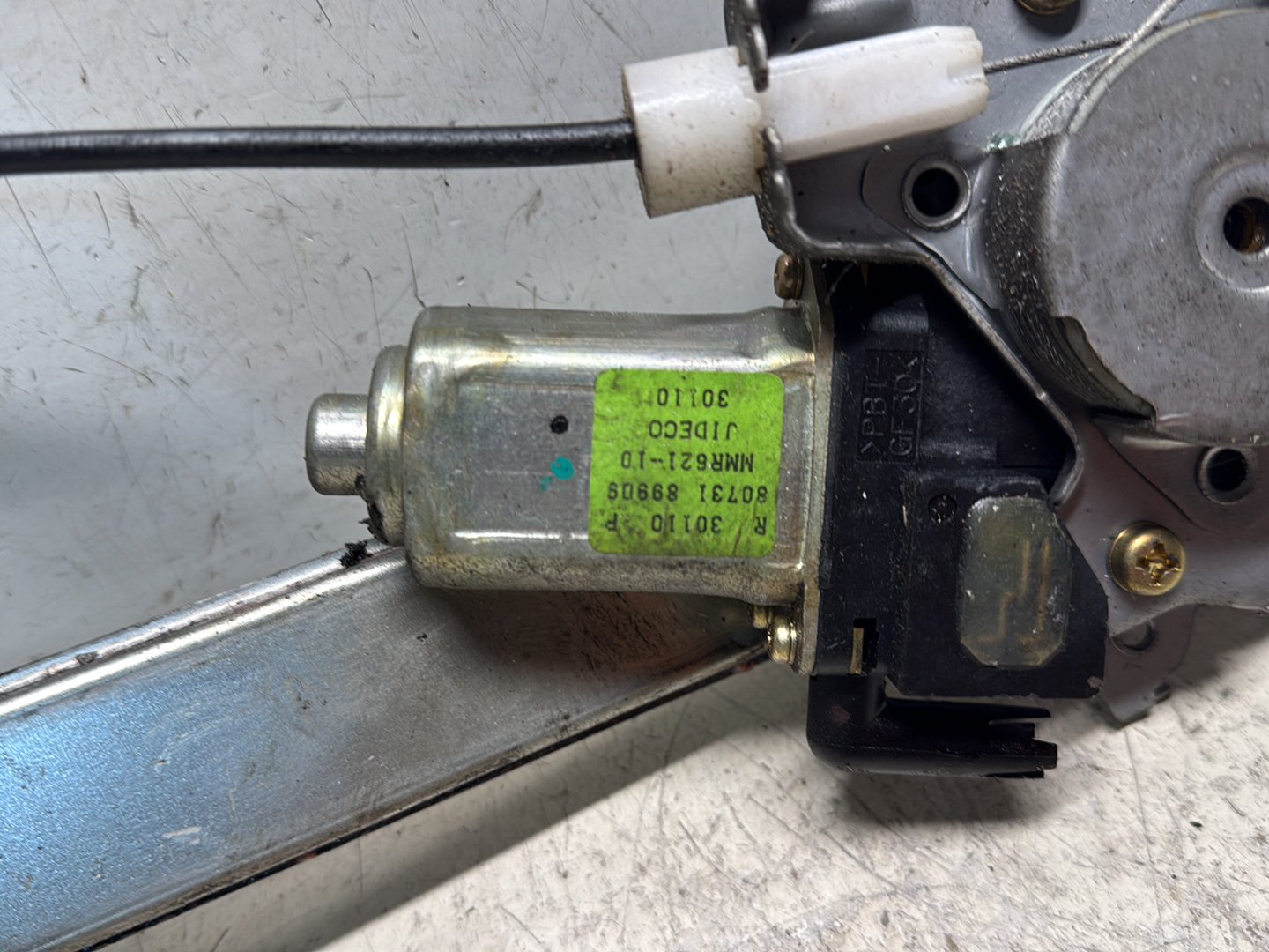 2000-2005 Nissan Bluebird Sylphy- Left Front Window Regulator/Motor PN:
