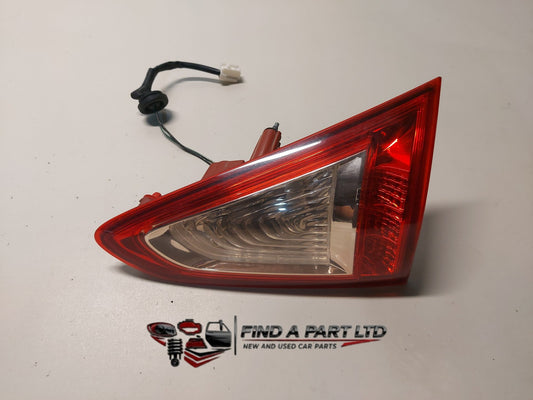 2009 Nissan Skyline Crossover J50 - Right Tailgate Light PN: P7007