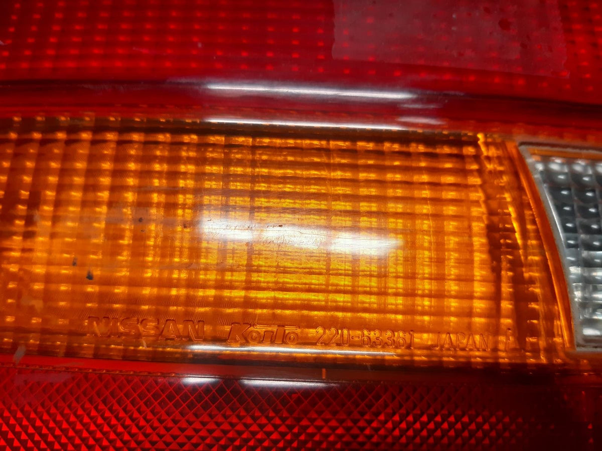 Sep 1993 to Sep 1997 - Nissan Bluebird U13 - Left Taillight