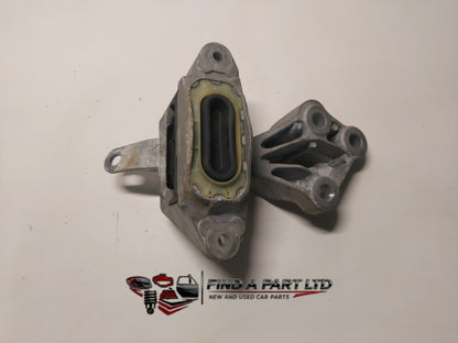 2015 Holden Cruze JH - Transmission Mount PN: M6 13 287 955