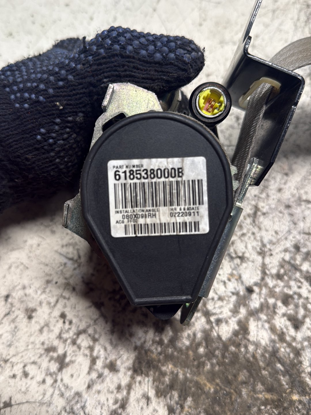 2012-2016 Nissan Leaf - Right Front Seat Belt PN: 6185369