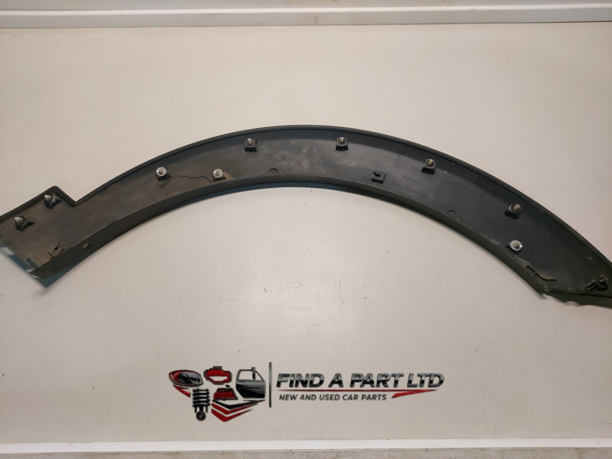 2010 Holden Captiva - Left Front Wheel Arch Moulding PN:
