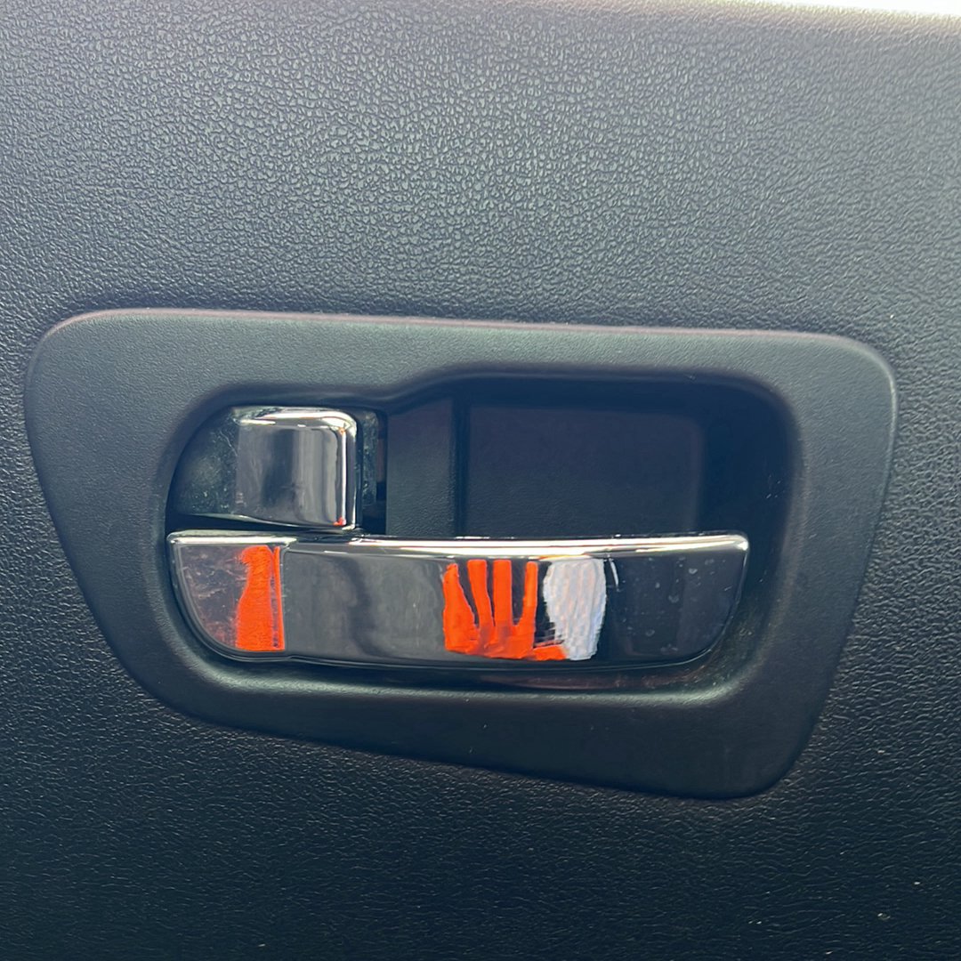 2006-2010 Nissan Dualis J10 J10 - Left Rear Door Interior Handle PN:
