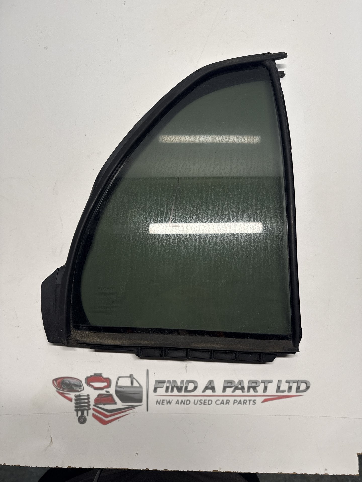 2005-2011 Toyota Yaris - Left Rear Quarter Door Glass PN: