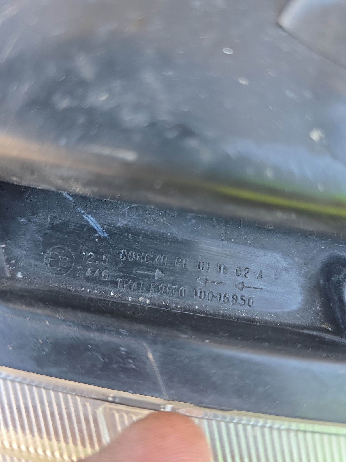2006-2014 Nissan Navara D40 MNT - Right Headlight PN: 100-16850