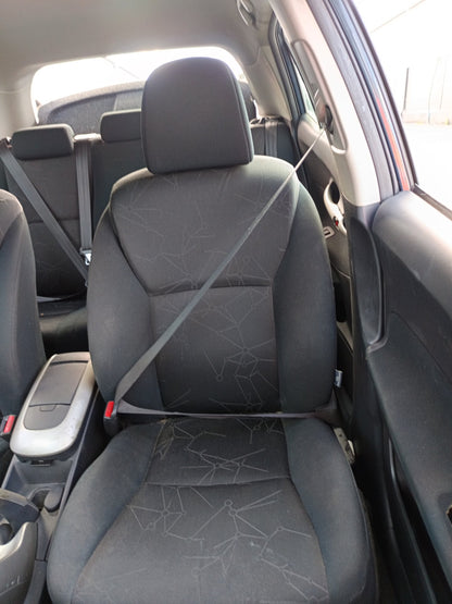 2009 Toyota Corolla JTNKU56E00109575 - Left Front Seat Belt PN: