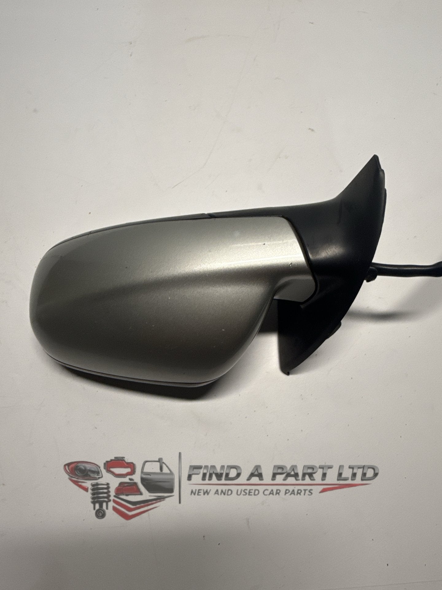 2001-2008 Peugeot 307 - Left Door Mirror PN: 4145/4313