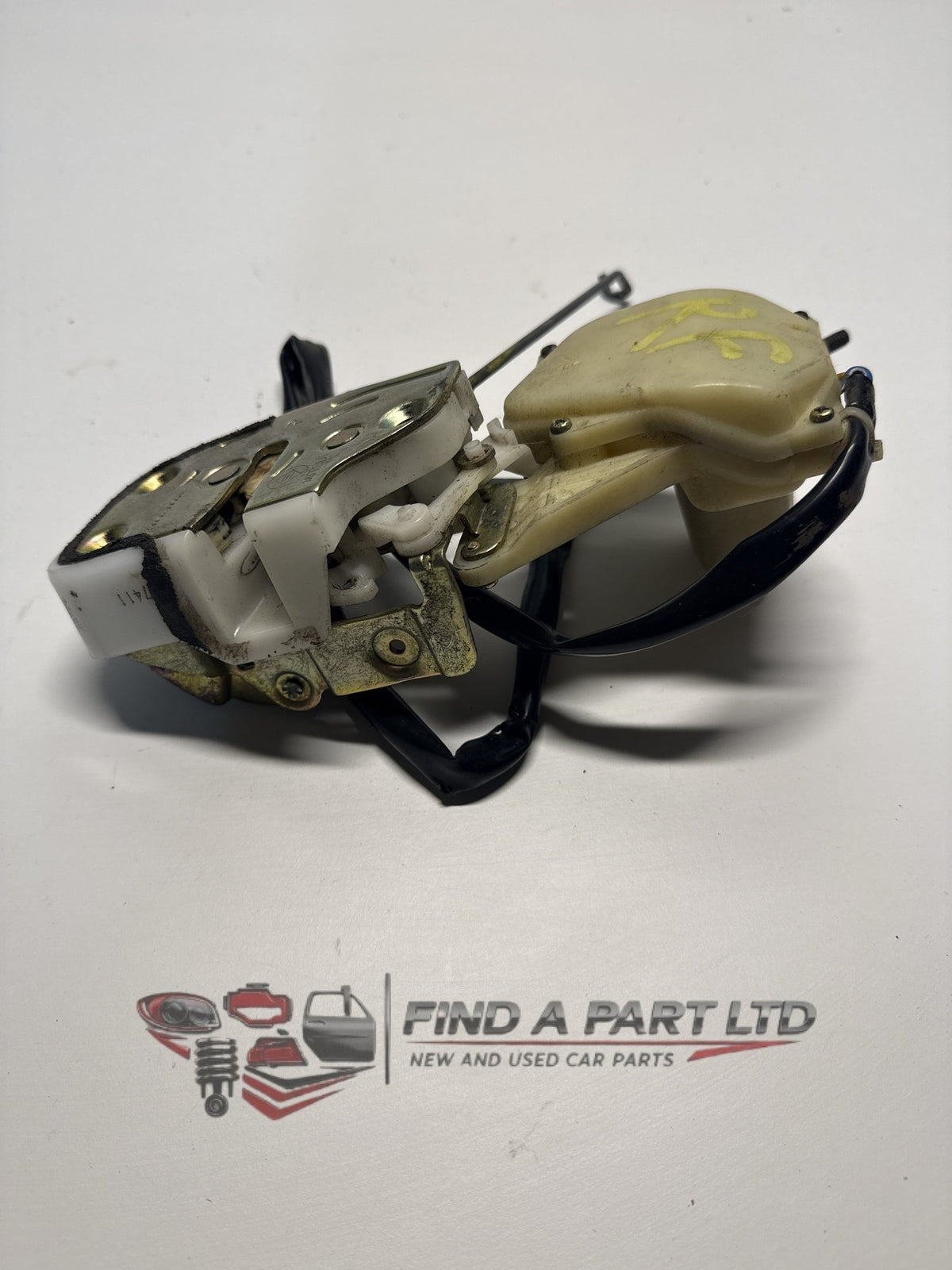 1995-1998 Honda Odyssey - Right Front Lock Mechanism PN: