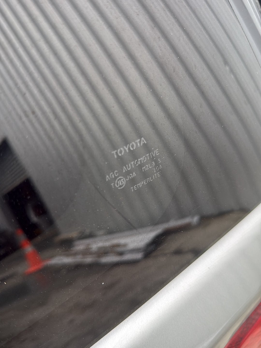 2009-2017 Toyota Wish ZGE20 - Left Rear Side Glass PN: