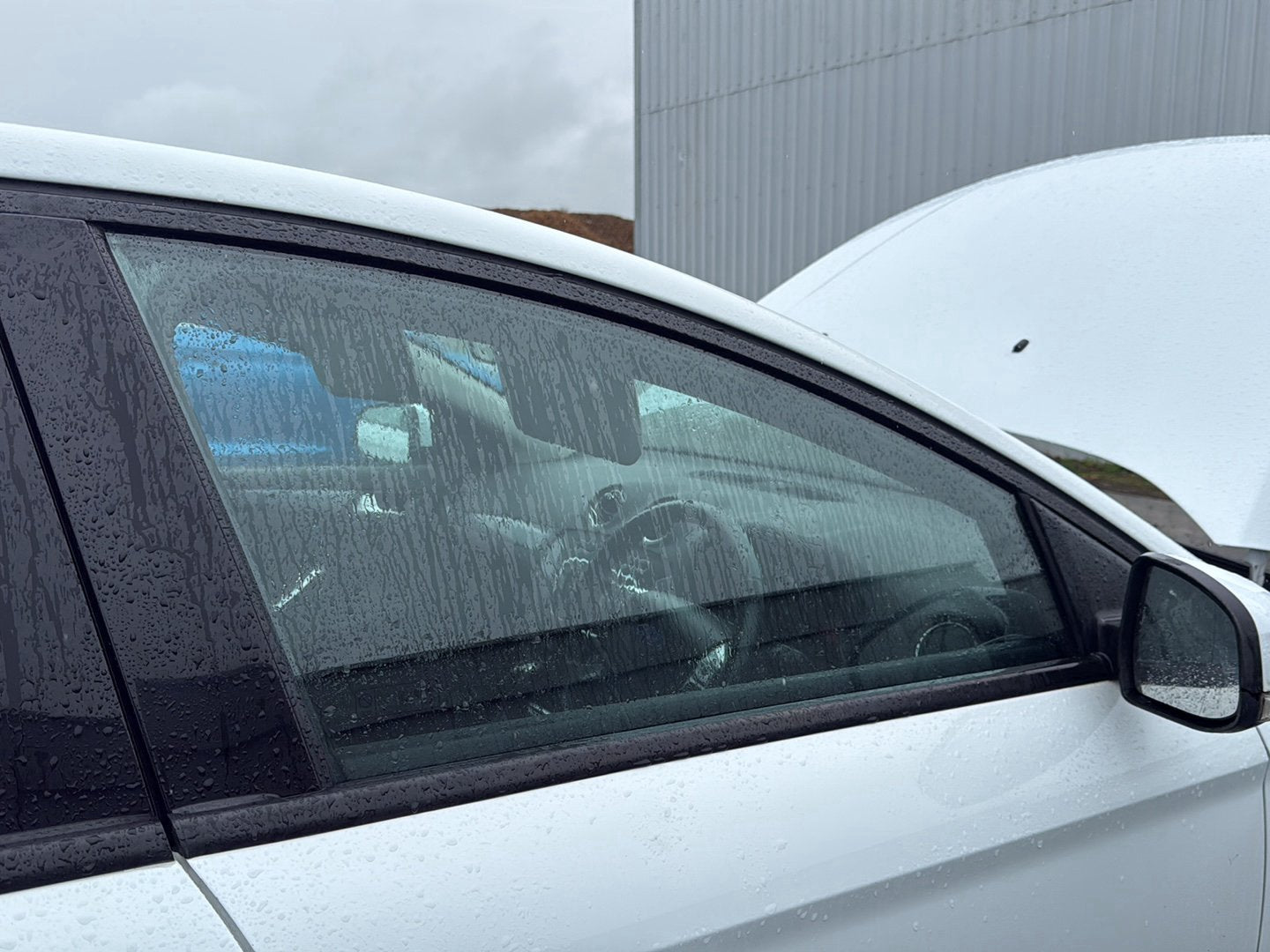 2007-2014 Ford Mondeo MK4 - Right Front Door Window PN:
