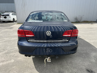 2010-2014 Volkswagen Passat B7 WVWZZZ3CZBE371571