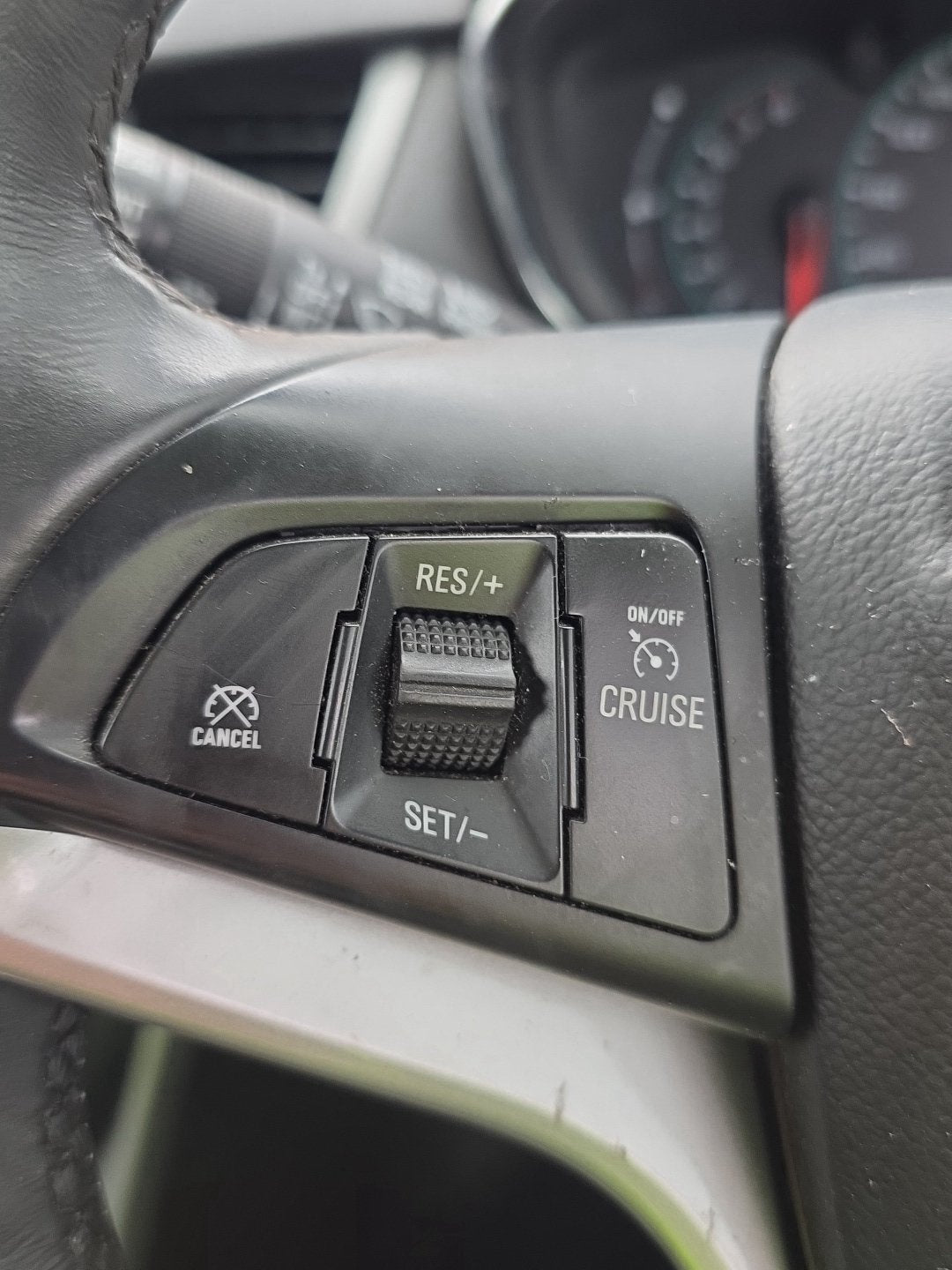 2017 Holden Trax TJ MY17 - Steering Wheel PN: