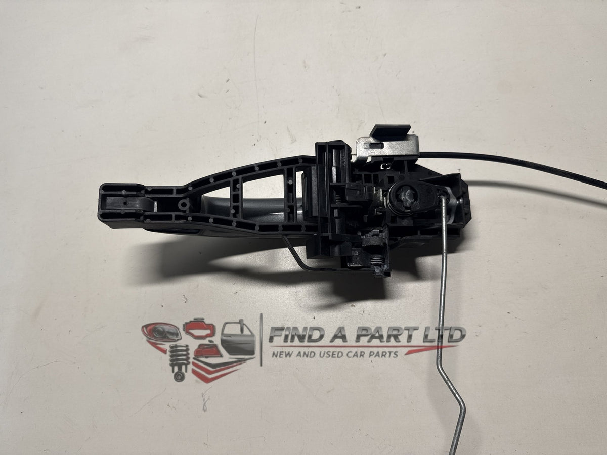 2014 Ford Kuga MK2 - Right Front Exterior Door Handle PN: BM51 A224A36 DG