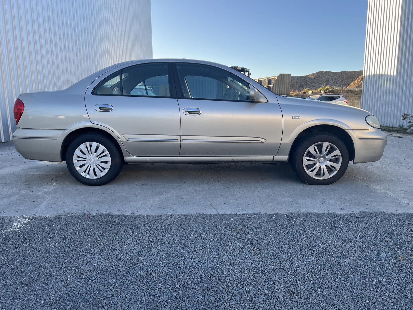 2000-2005 Nissan Bluebird G10 QG10