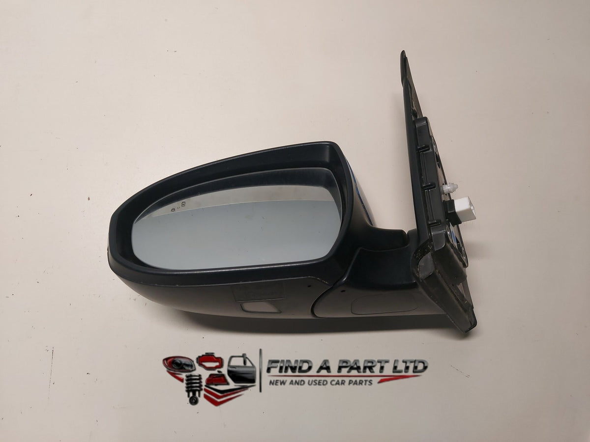 2016 Hyundai Tucson TL - Left Door Mirror PN: E4 044673