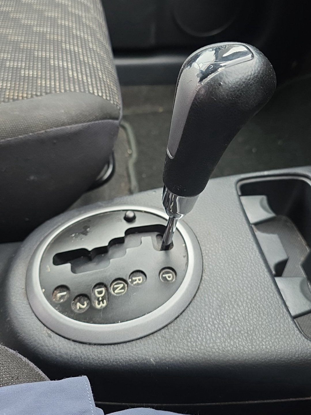 2006-2012 Suzuki SX4 YA11S - Gear Stick/Shifter PN: