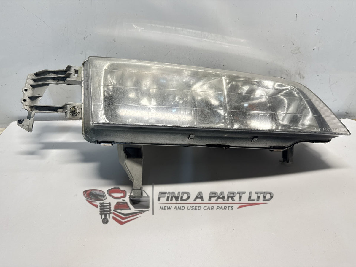 1997 Honda Accord CD - Right Headlight PN: 001-6676