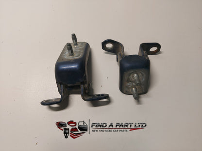1996 Toyota Corolla E100 - Right Rear Door Hinge Set PN: